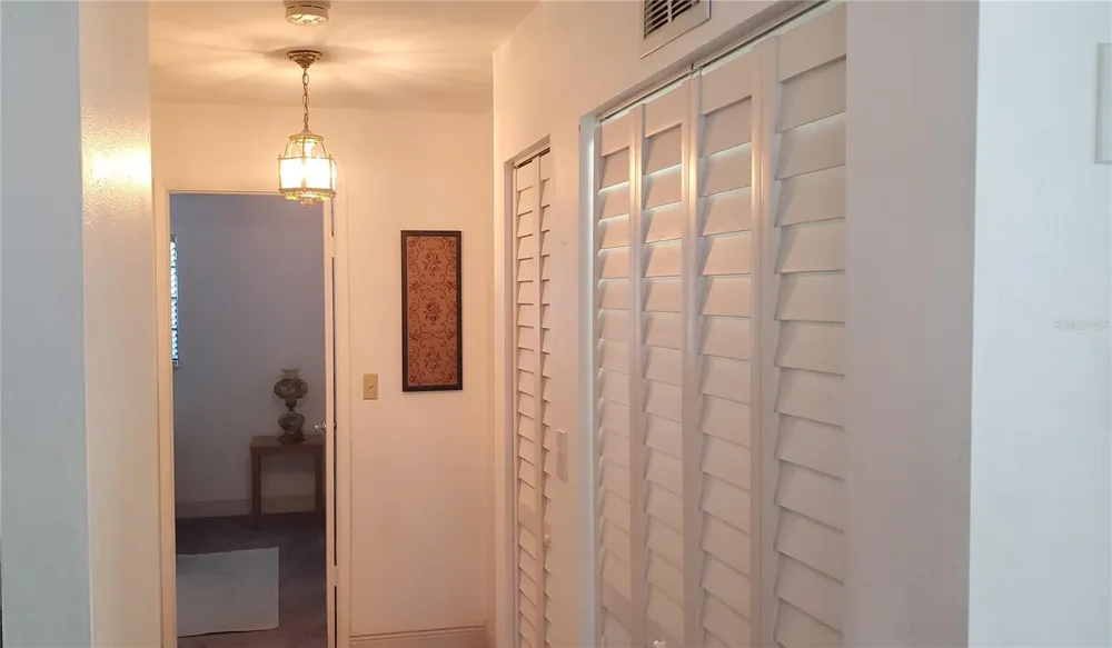 5925 TERRACE PARK DRIVE #111 St Petersburg, FL 33709