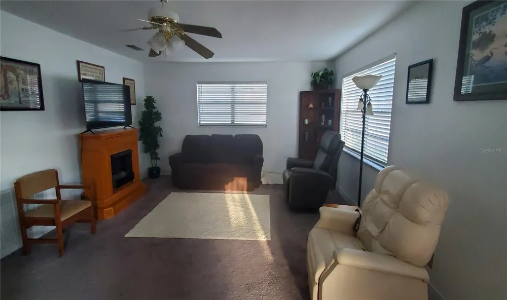 5925 TERRACE PARK DRIVE #111 St Petersburg, FL 33709