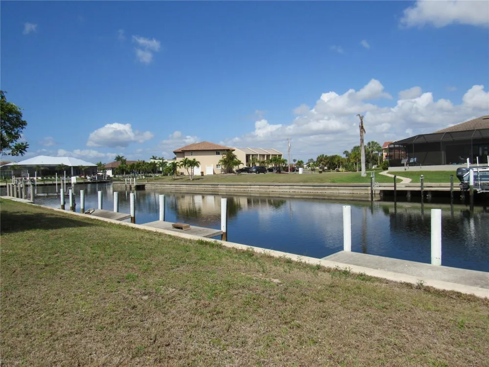 2818 & 2824 MAGDALINA DRIVE Punta Gorda, FL 33950