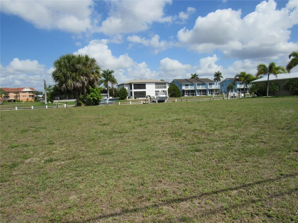 2818 & 2824 MAGDALINA DRIVE Punta Gorda, FL 33950