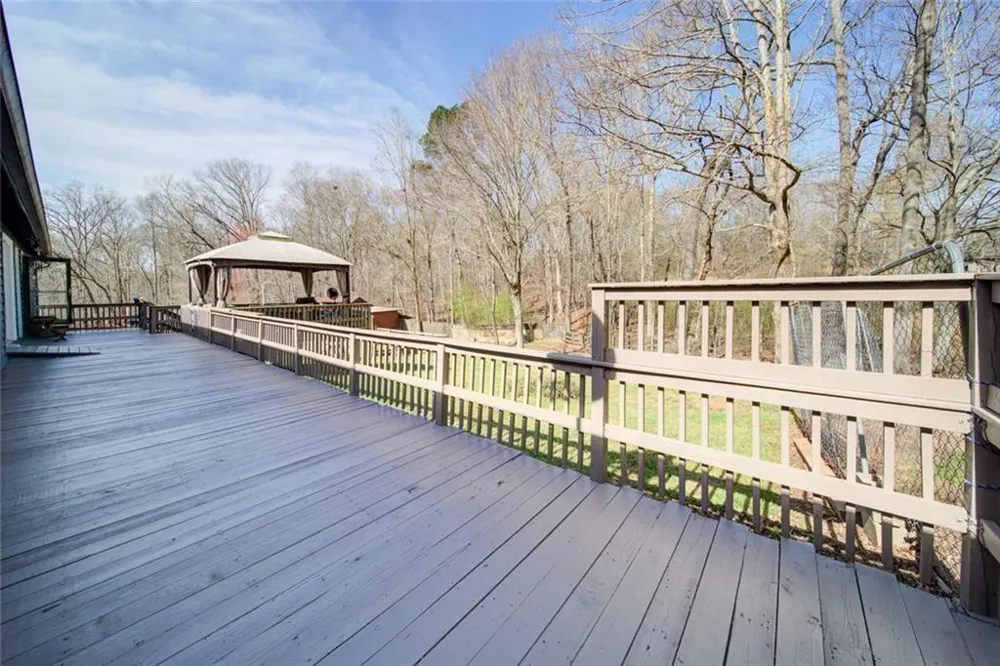1268 Riverbend Road Demorest, GA 30535