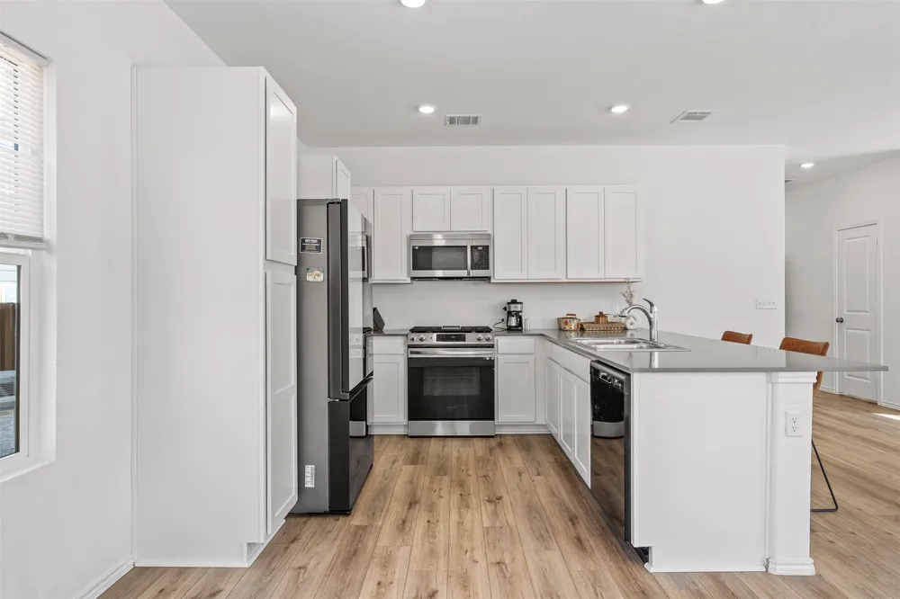 131 Santa Julia Kyle, TX 78640