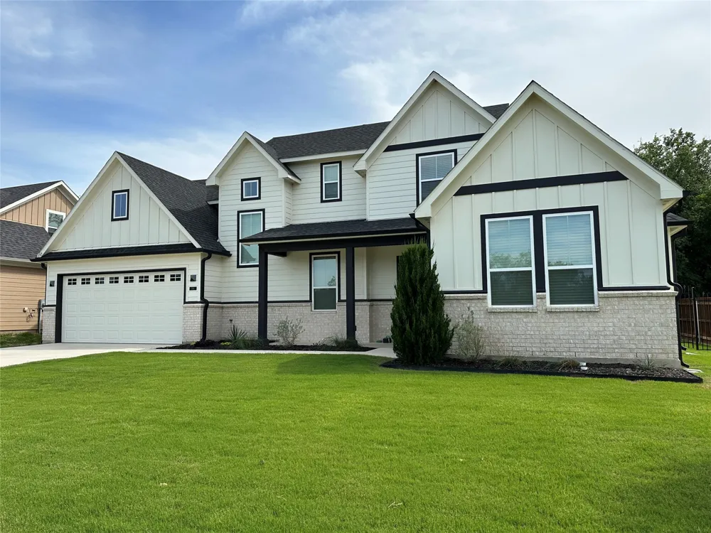 306 Village Way Argyle, TX 76226