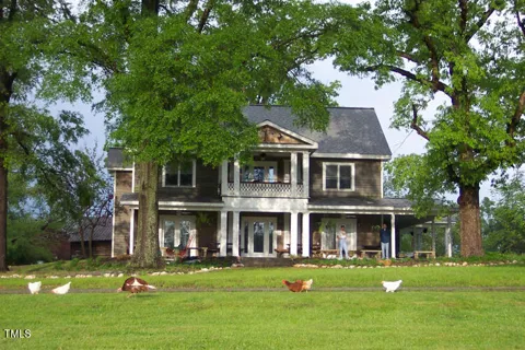 144 Celebrity Dairy Way