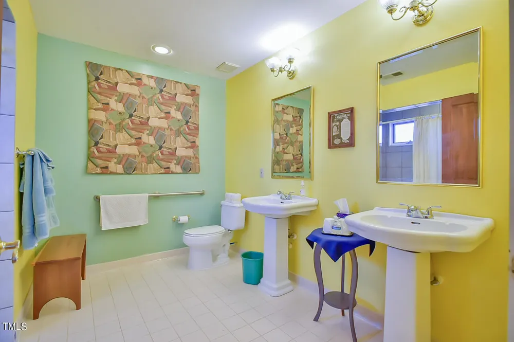 144 Celebrity Dairy Way Siler City, NC 27344
