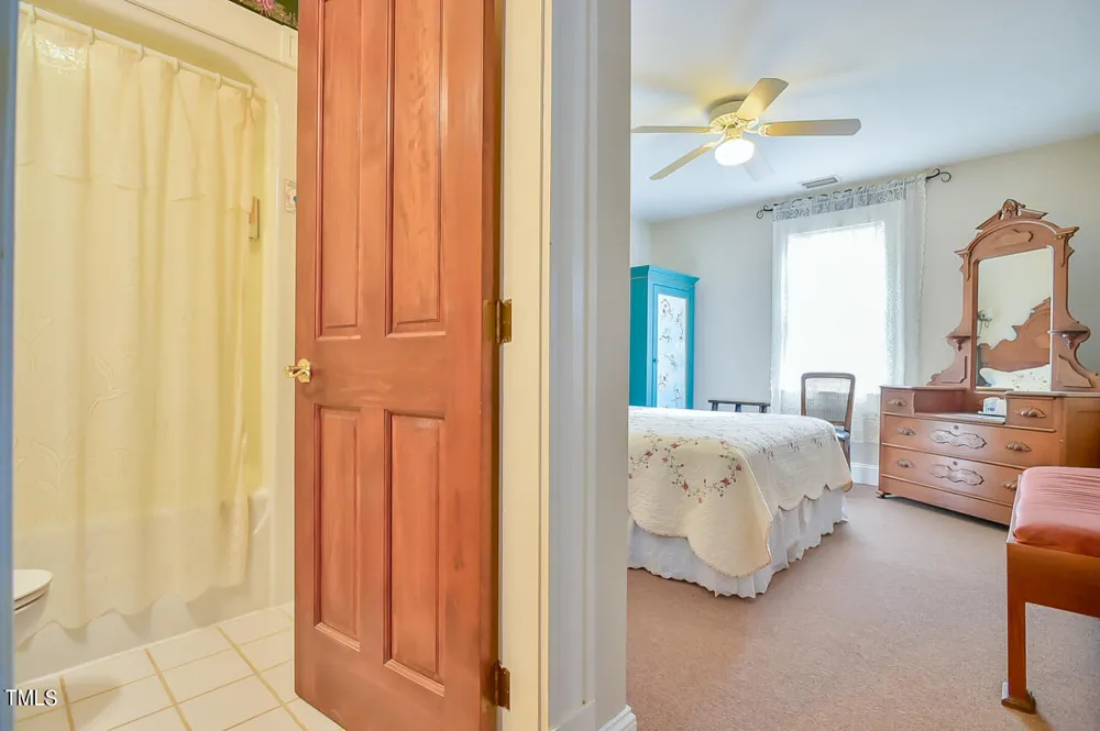 144 Celebrity Dairy Way Siler City, NC 27344