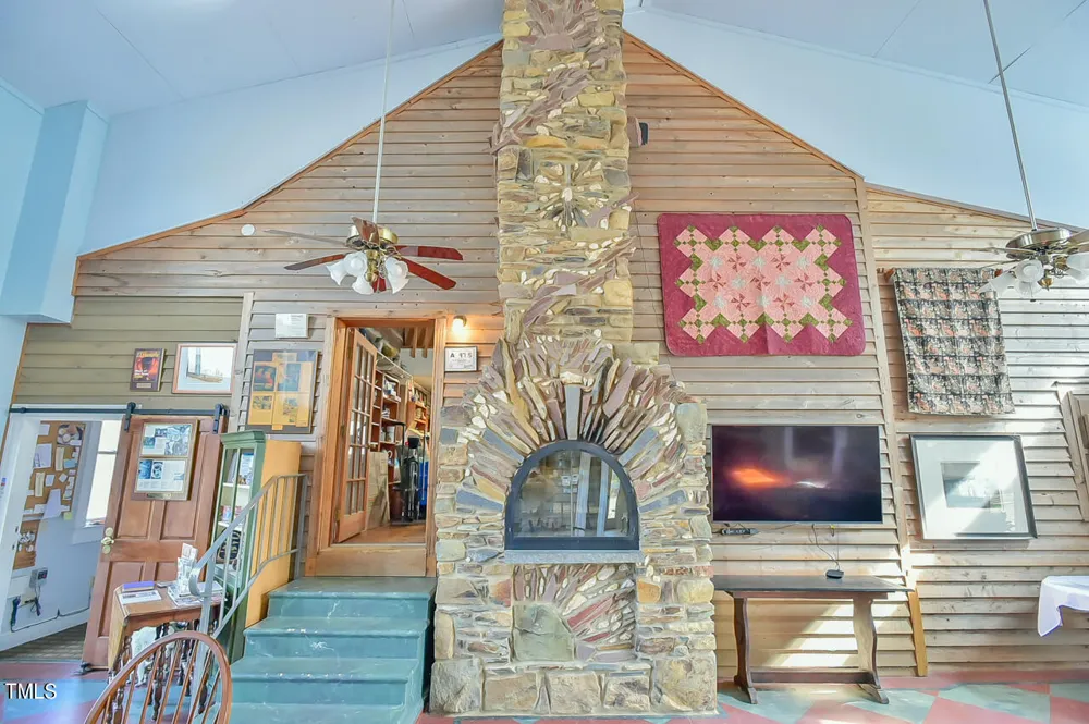 144 Celebrity Dairy Way Siler City, NC 27344