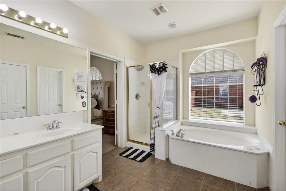 7308 Hawk Lane Sachse, TX 75048