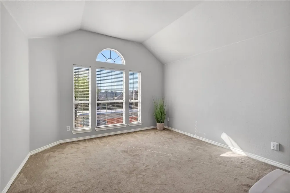 7308 Hawk Lane Sachse, TX 75048