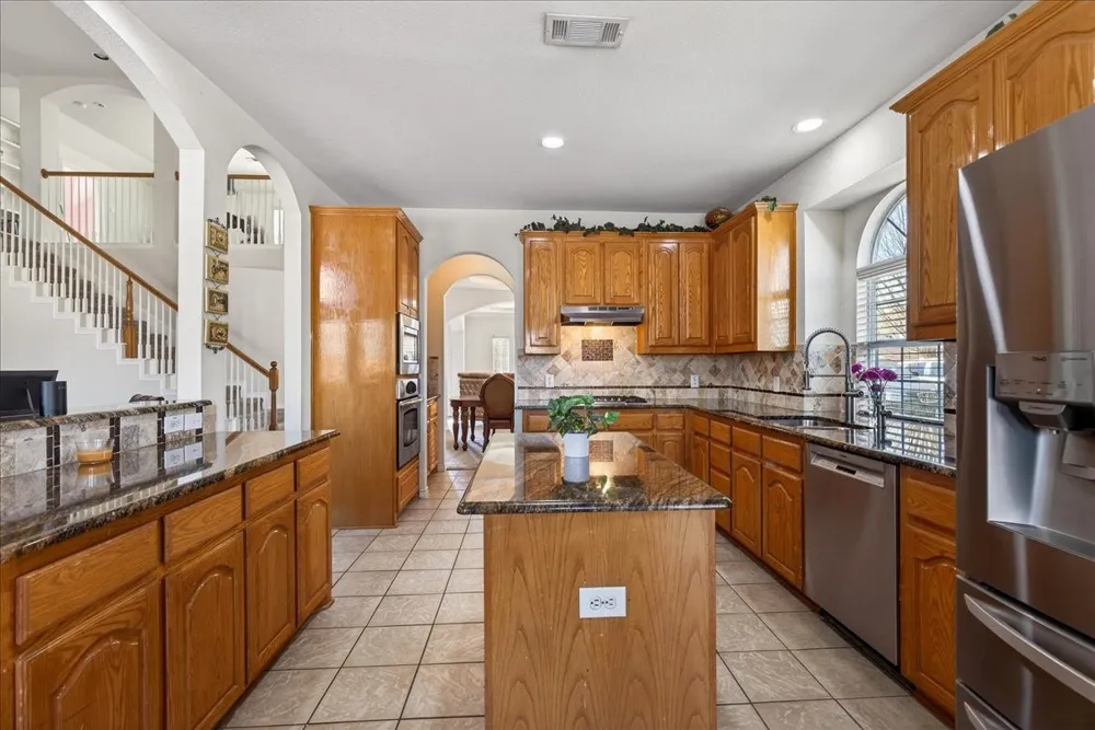 7308 Hawk Lane Sachse, TX 75048