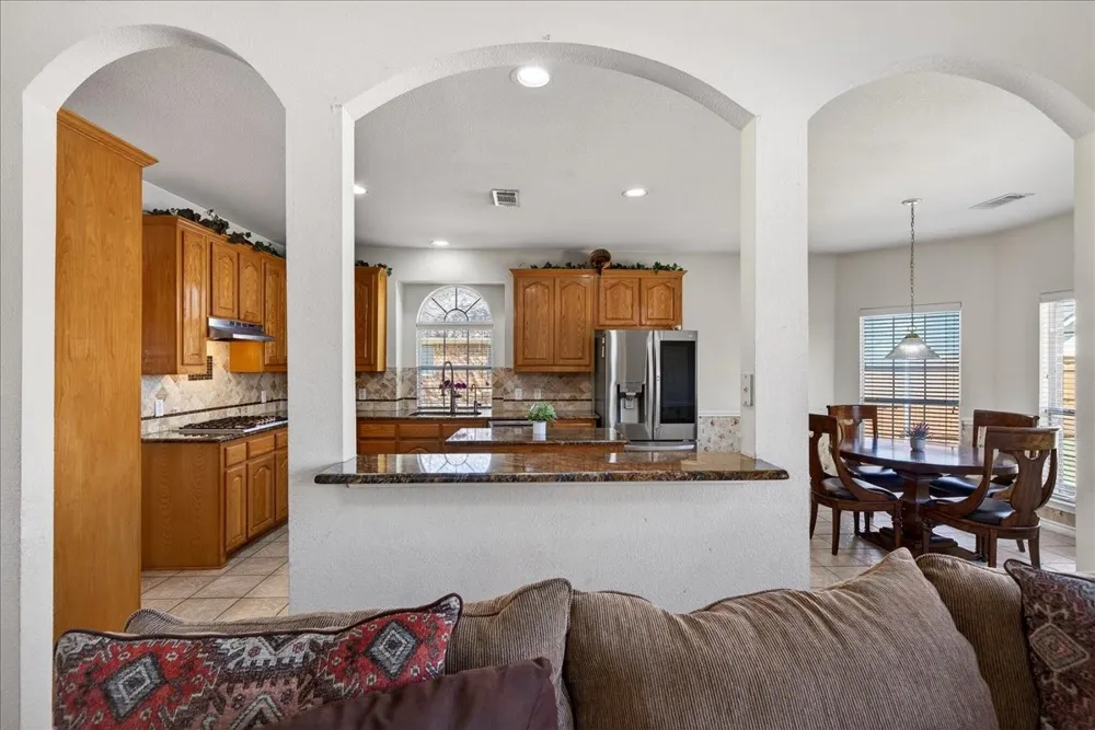 7308 Hawk Lane Sachse, TX 75048