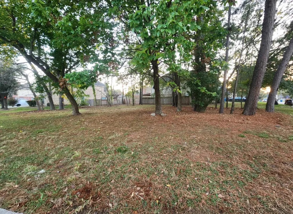 8630 Discus Drive Humble, TX 77346