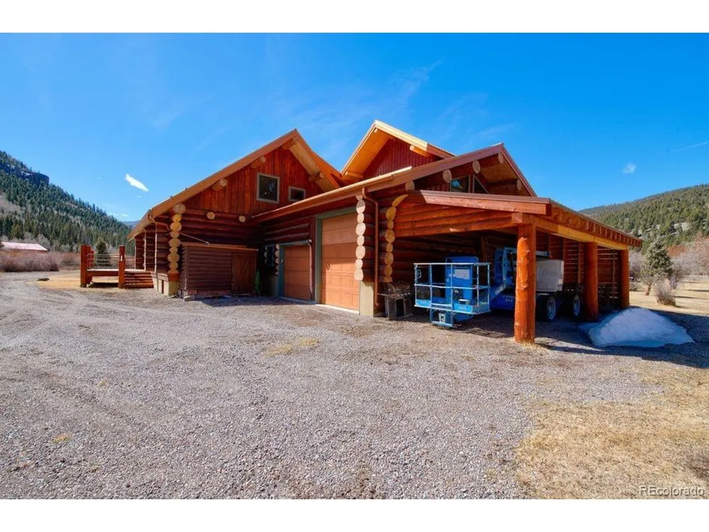 33 Cottonwood Drive Antonito, CO 81120