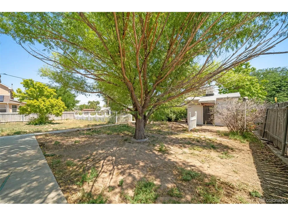 305 Kimble Avenue Swink, CO 81077