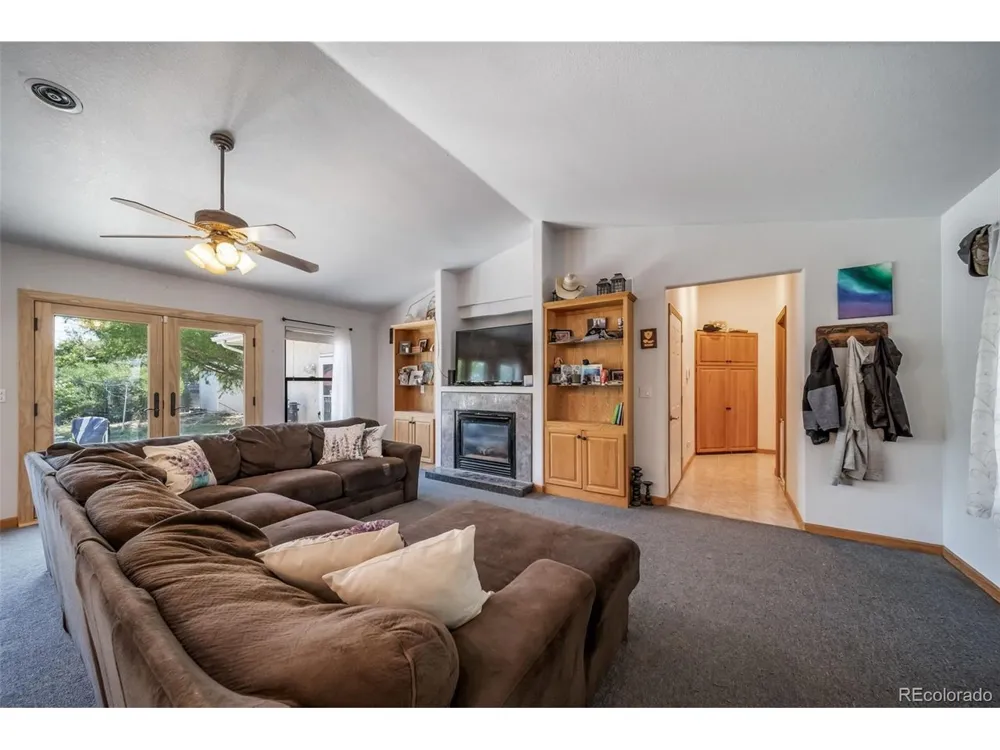 305 Kimble Avenue Swink, CO 81077
