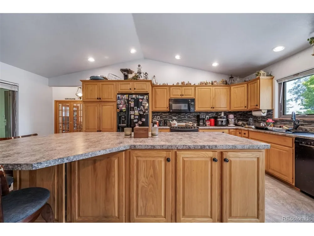 305 Kimble Avenue Swink, CO 81077