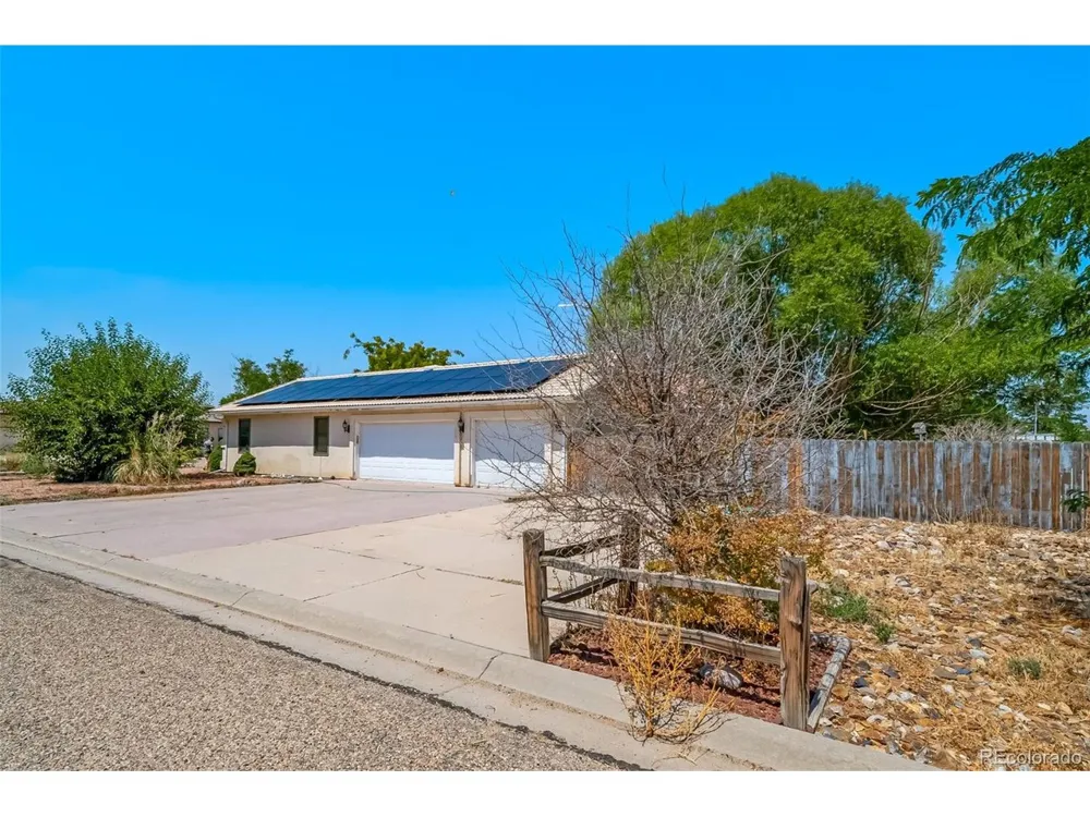 305 Kimble Avenue Swink, CO 81077