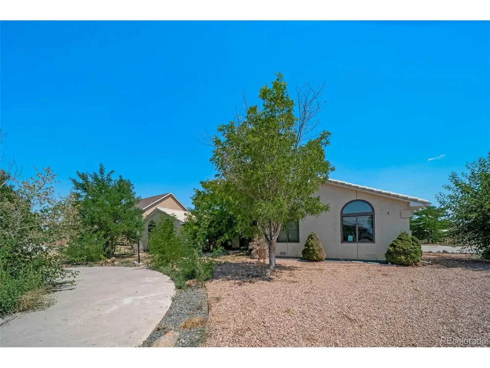 305 Kimble Avenue Swink, CO 81077