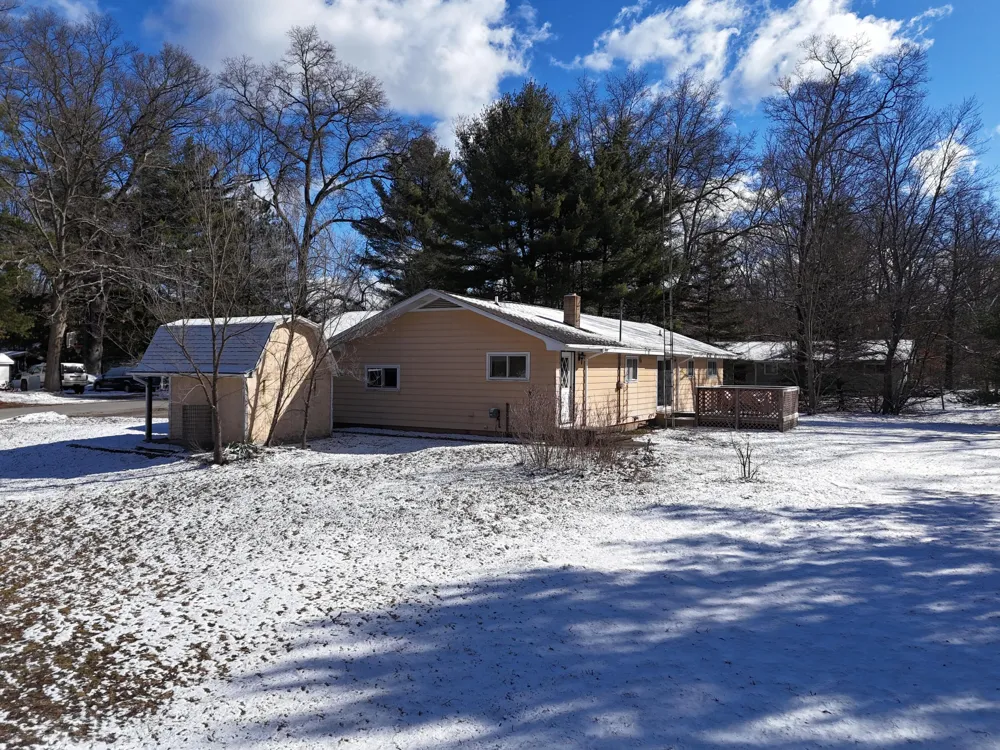 14099 Studebaker Avenue Dickson Township, MI 49619