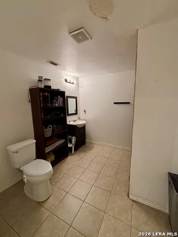 211 E Maverick Crystal City, TX 78839