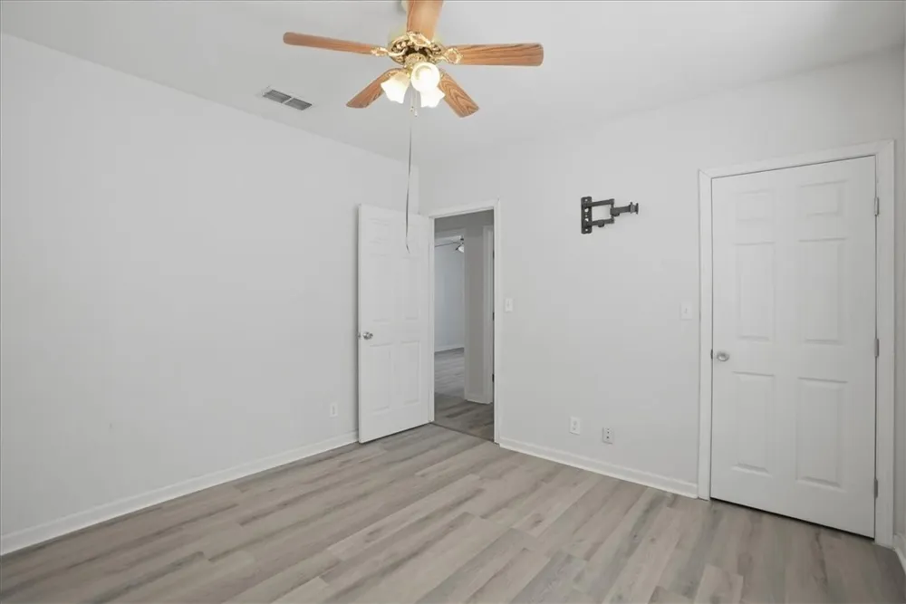 1601 Owens Avenue Three Rivers, TX 78071