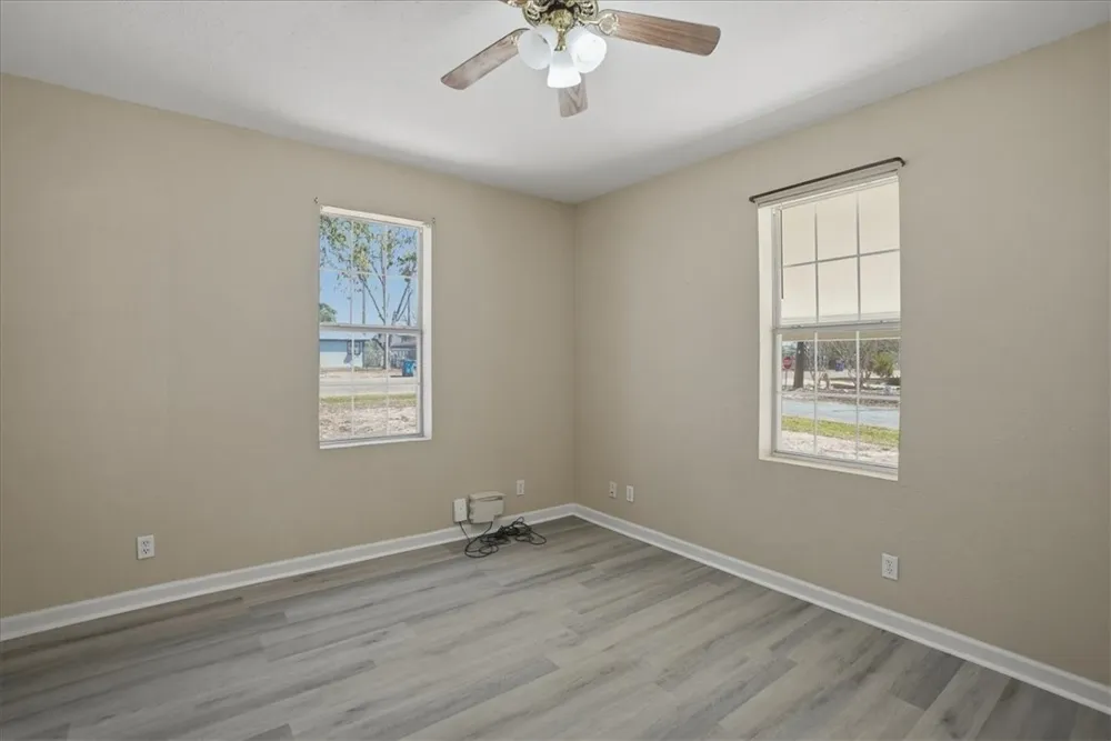 1601 Owens Avenue Three Rivers, TX 78071