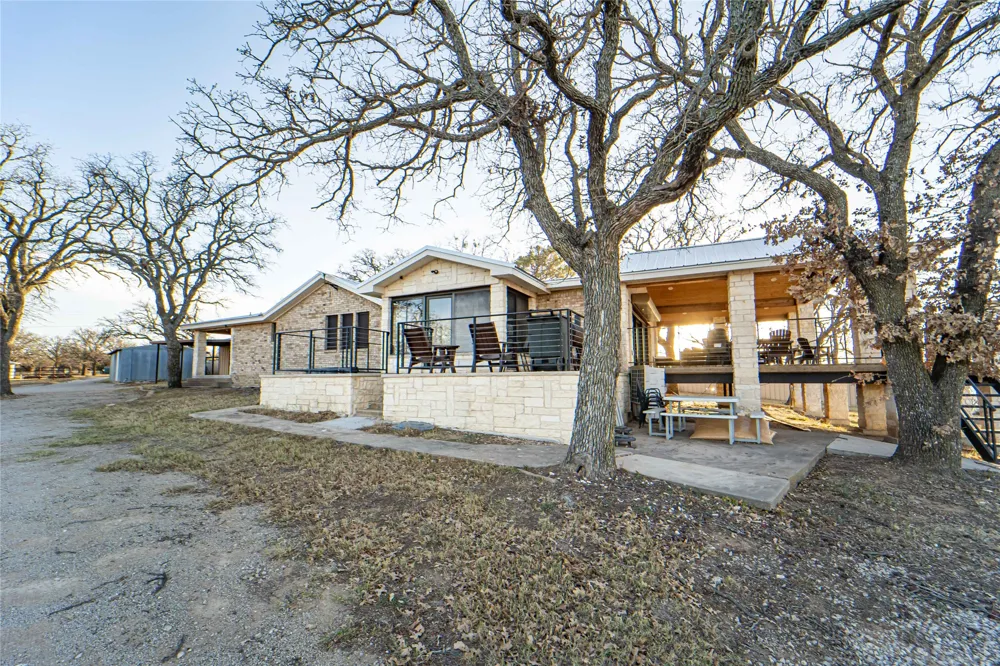 10317 County Road 197 Breckenridge, TX 76424
