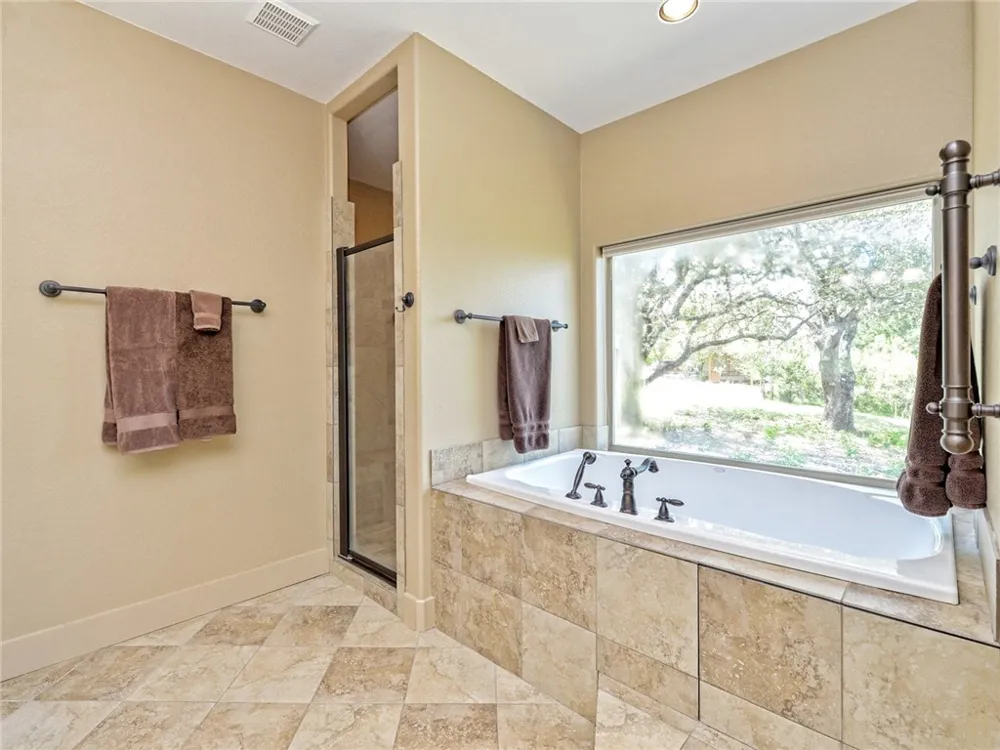 115 Hill Loop Spicewood, TX 78669