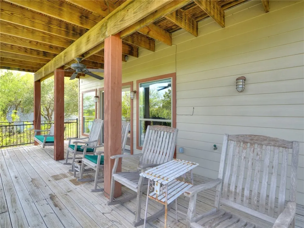 115 Hill Loop Spicewood, TX 78669