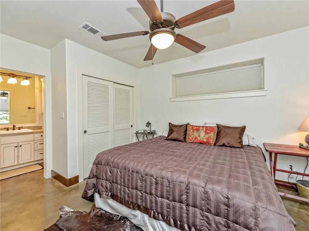 115 Hill Loop Spicewood, TX 78669