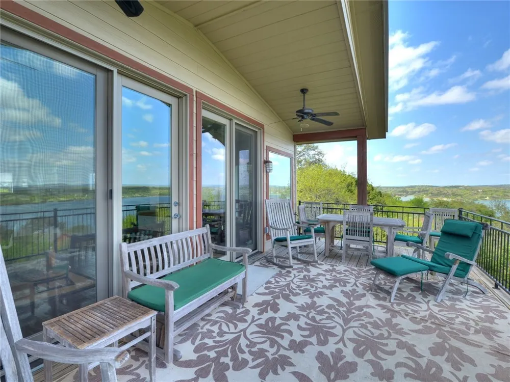 115 Hill Loop Spicewood, TX 78669