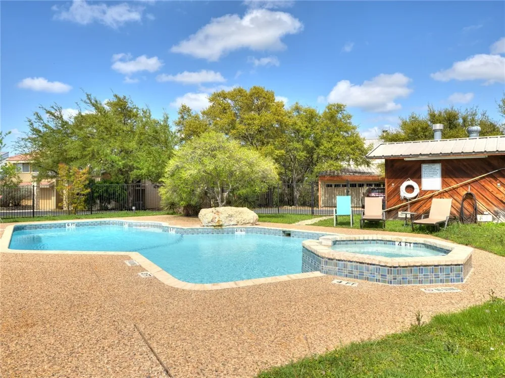 115 Hill Loop Spicewood, TX 78669