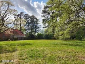 1009 Rivershore Road