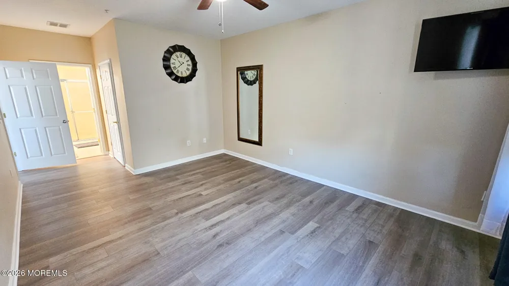 51 Farrah Drive #1611 Manahawkin, NJ 08050