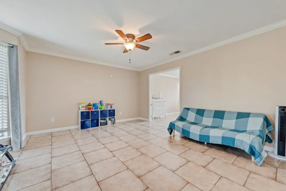 5701 Sea Breeze Lane Fort Worth, TX 76135
