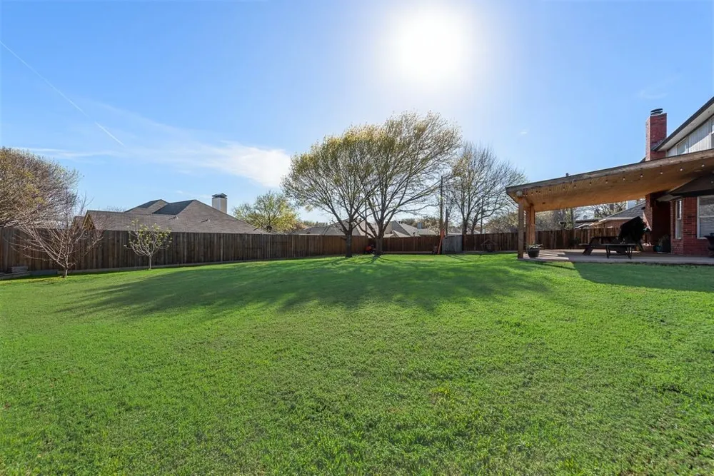 5701 Sea Breeze Lane Fort Worth, TX 76135