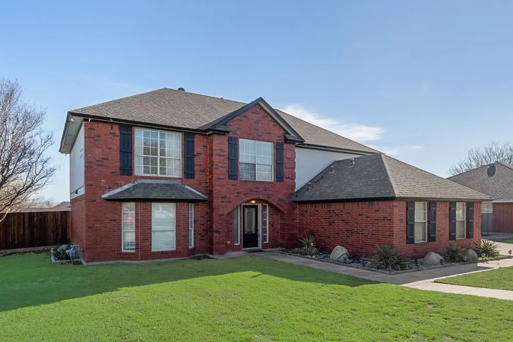 5701 Sea Breeze Lane Fort Worth, TX 76135