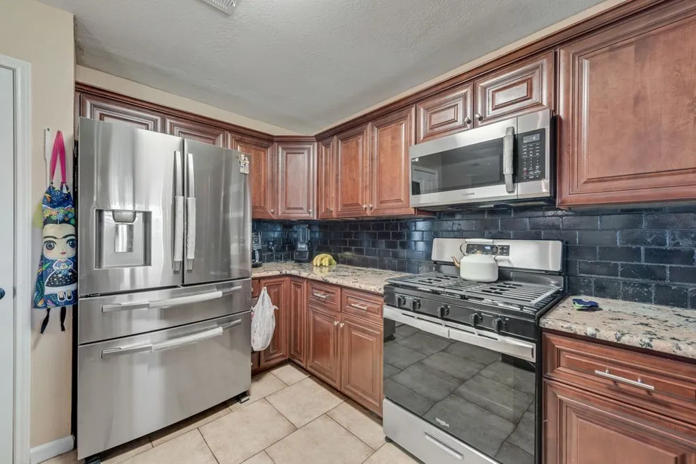 5701 Sea Breeze Lane Fort Worth, TX 76135