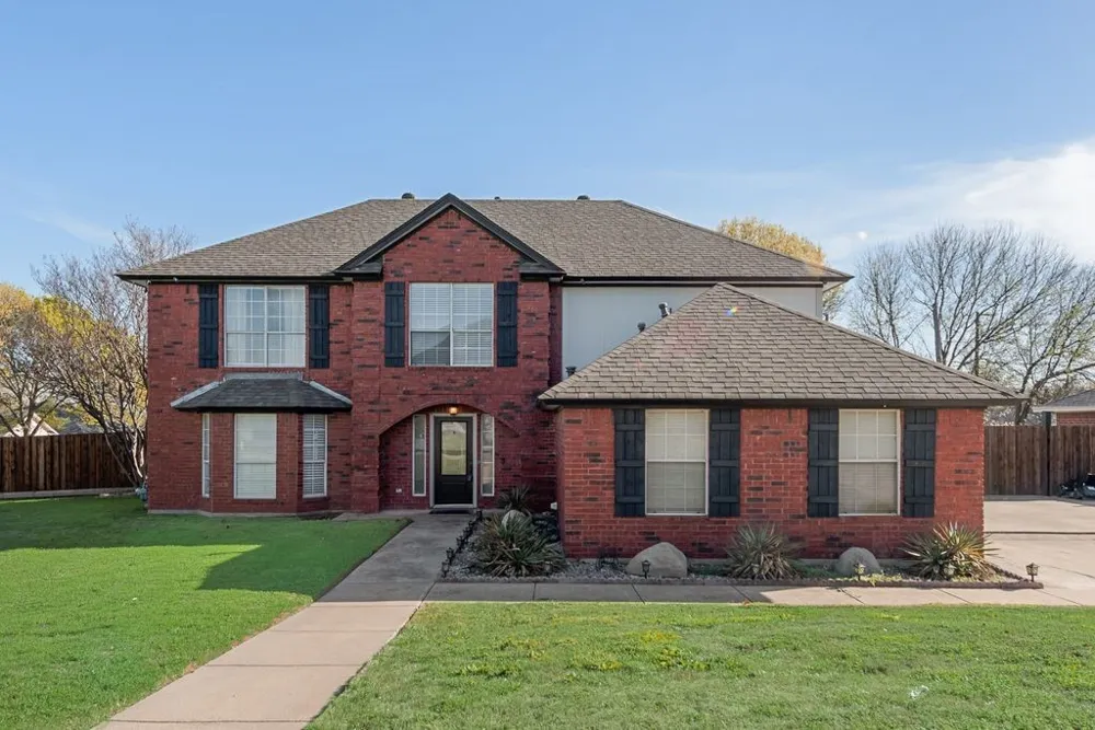5701 Sea Breeze Lane Fort Worth, TX 76135