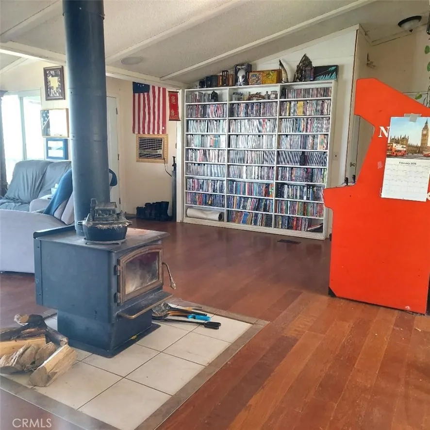 9030 Green Pinon Hills, CA 92372