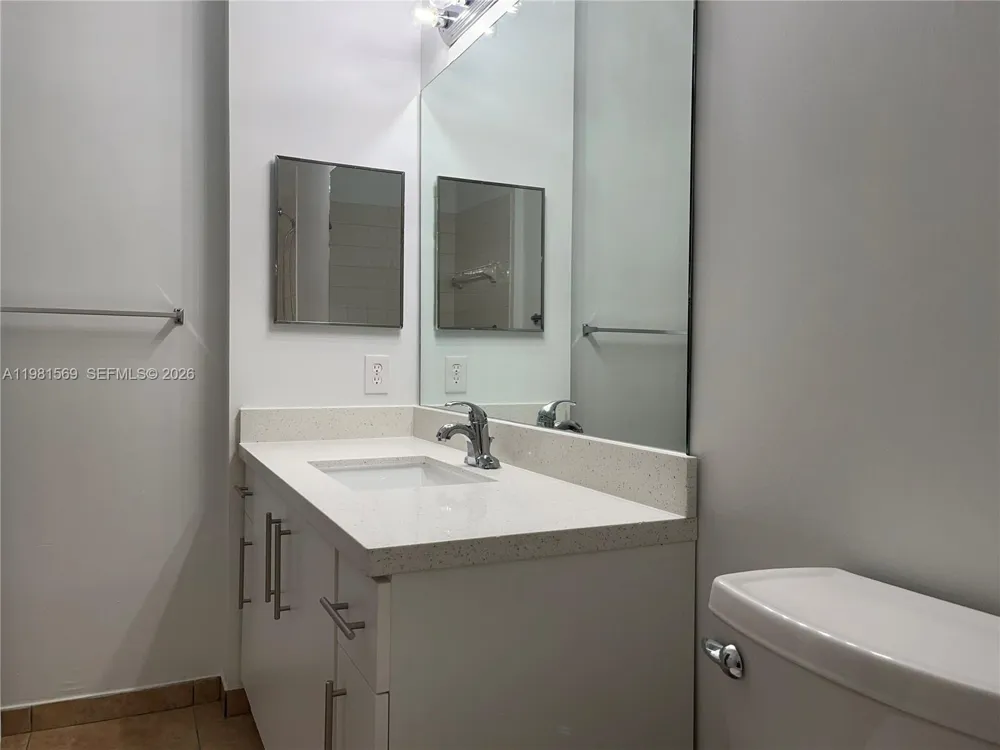6001 SW 70th St #130 South Miami, FL 33143