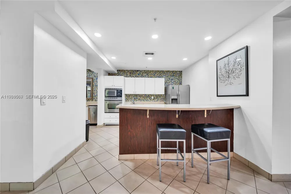 6001 SW 70th St #130 South Miami, FL 33143