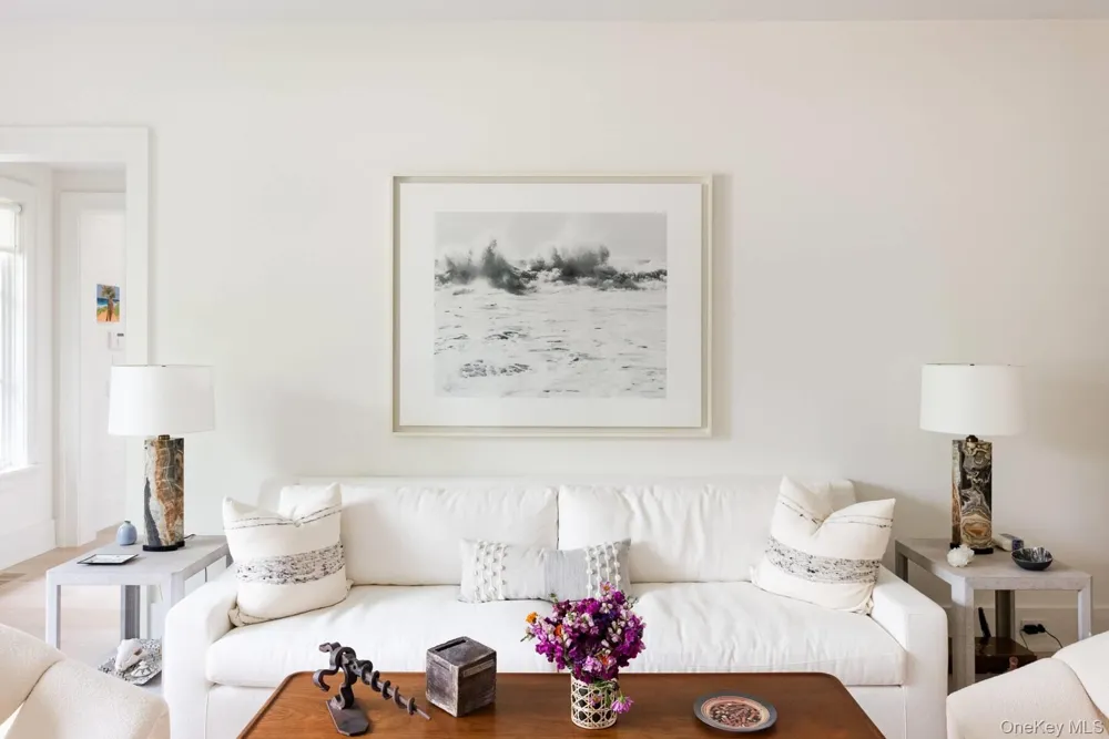 571 Pauls Lane Bridgehampton, NY 11932