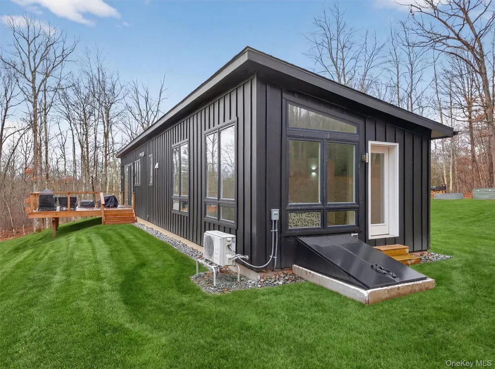 119 Lenni Lenape Road Narrowsburg, NY 12764