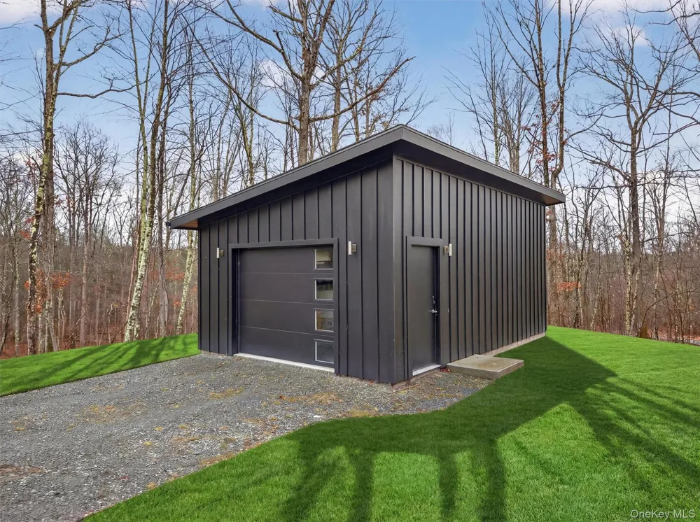119 Lenni Lenape Road Narrowsburg, NY 12764