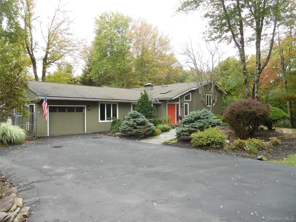 38 E Glen Wild Road Glen Wild, NY 12738