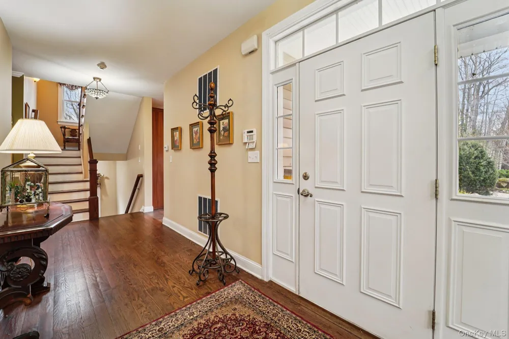 25 Navajo Trail Sloatsburg, NY 10974
