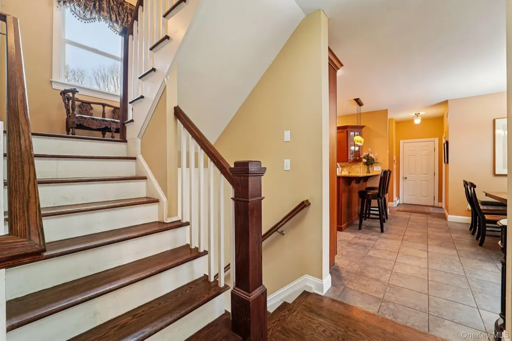 25 Navajo Trail Sloatsburg, NY 10974
