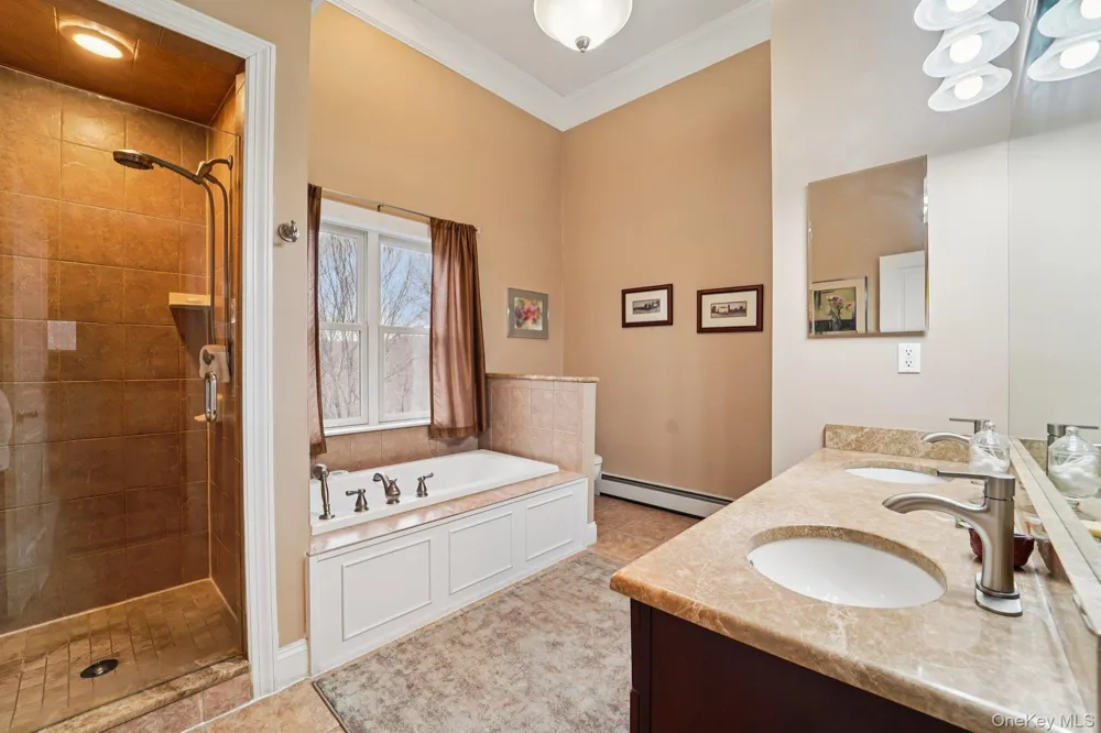 25 Navajo Trail Sloatsburg, NY 10974