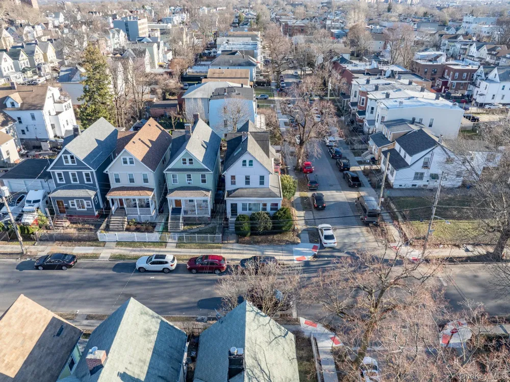 164 W 2nd Street Mount Vernon, NY 10550